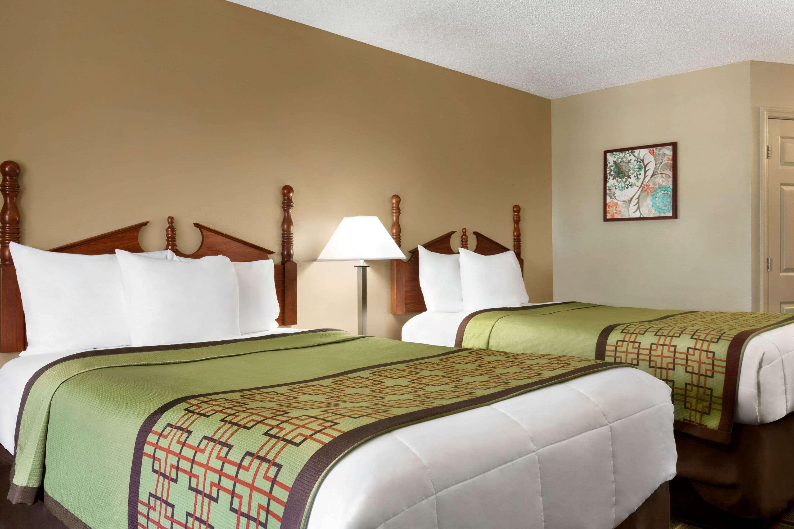 Baymont By Wyndham Warner Robins Motel Екстериор снимка
