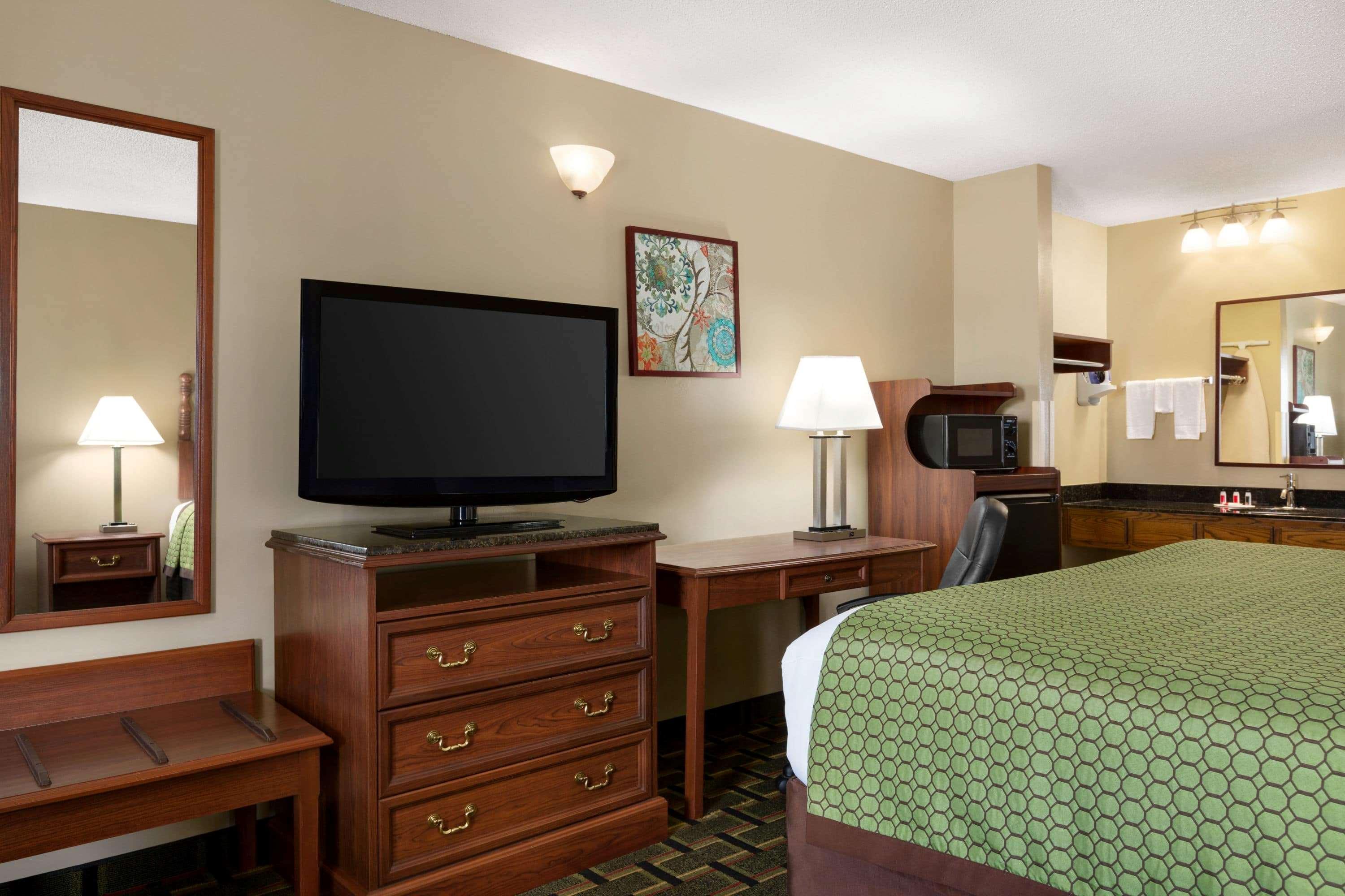 Baymont By Wyndham Warner Robins Motel Екстериор снимка