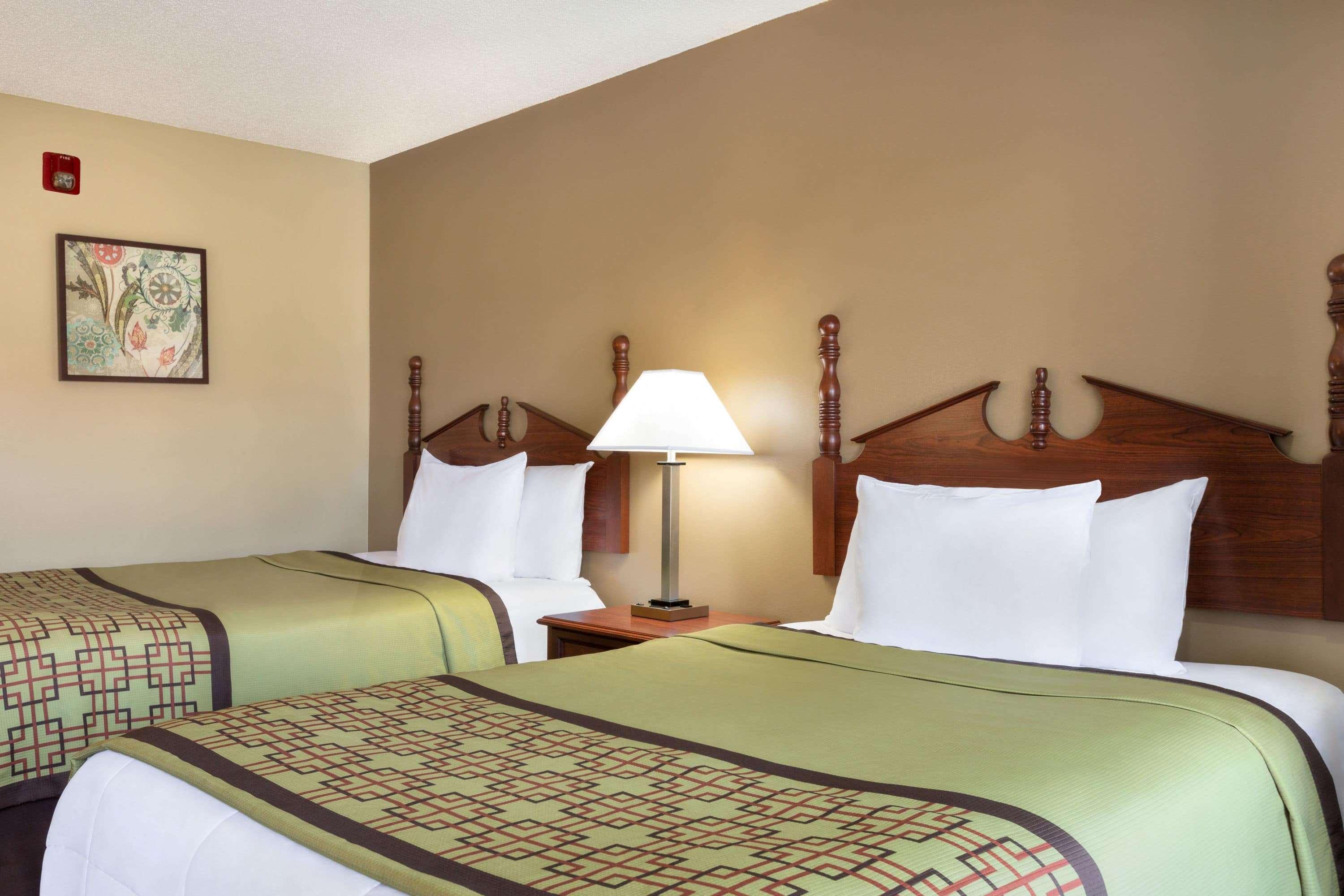 Baymont By Wyndham Warner Robins Motel Екстериор снимка
