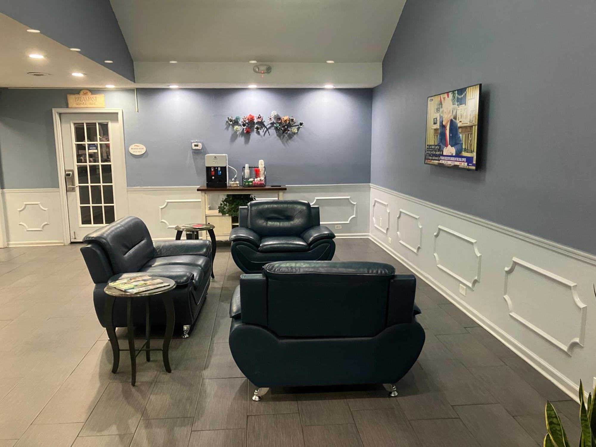 Baymont By Wyndham Warner Robins Motel Екстериор снимка