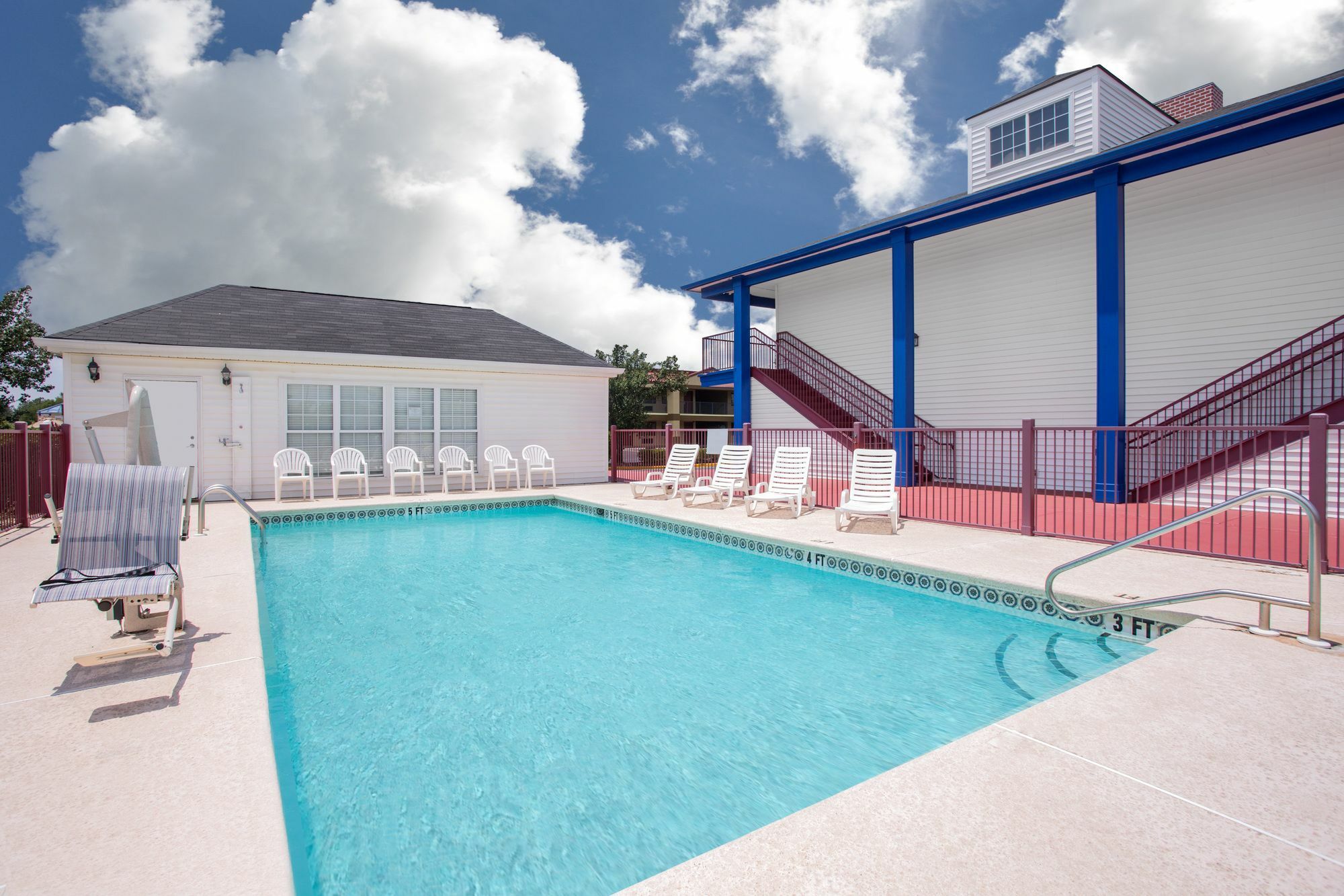 Baymont By Wyndham Warner Robins Motel Екстериор снимка